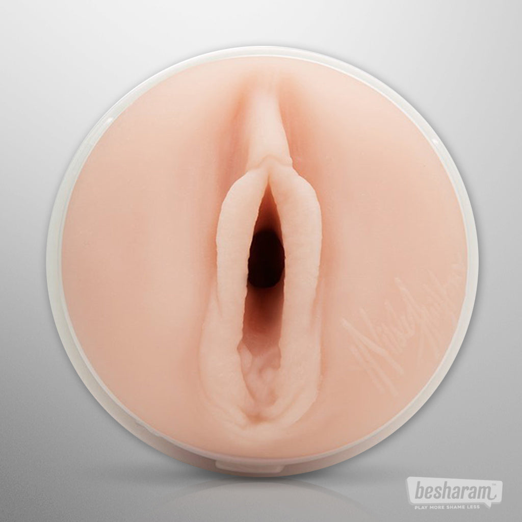 Fleshlight Girls® Nicole Aniston Masturbator-IMbesharam.com