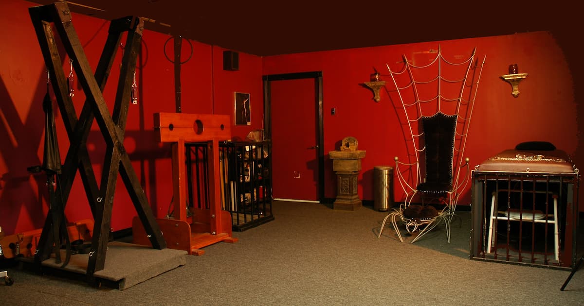 Creating Your Own Dungeon: Make Your Own Sex Playroom Creating Your Own Dungeon: Make Your Own Sex Playroom