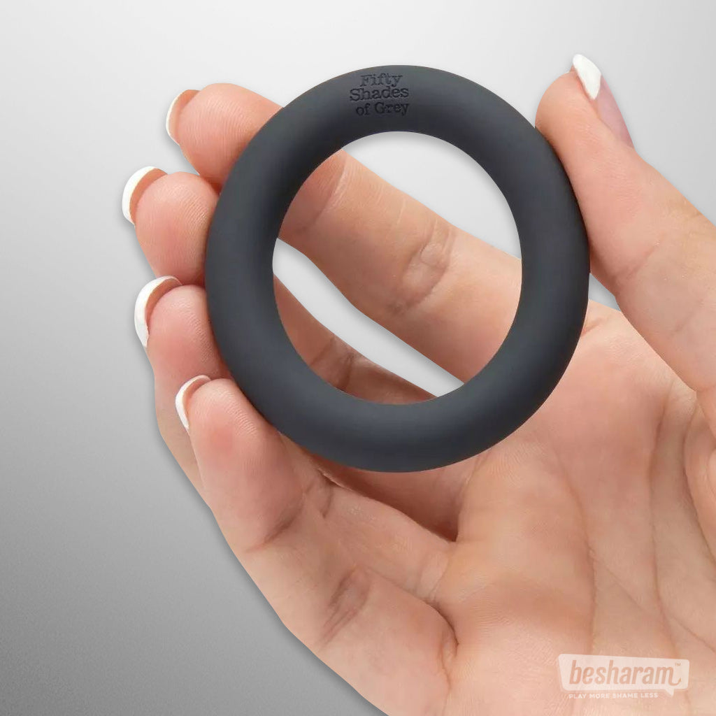 Fifty Shades of Grey A Perfect O Silicone Love Ring on Hand